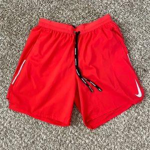 Men’s Used Nike Running shorts. Size M